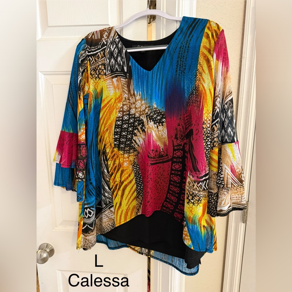 Vibrant Multicolor Blouse with Flared Sleeves